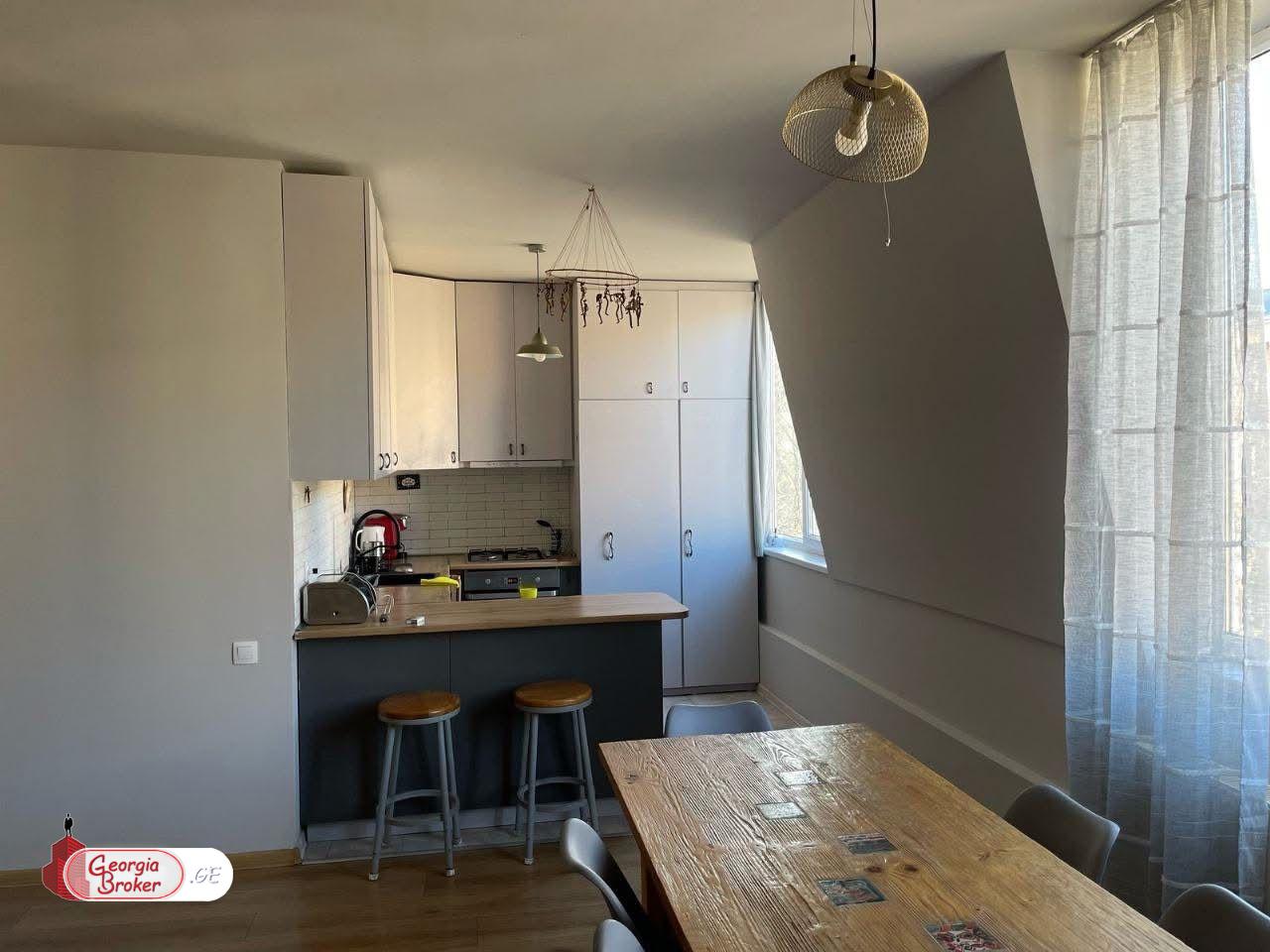 nearly repaired 3-room apartment for sale